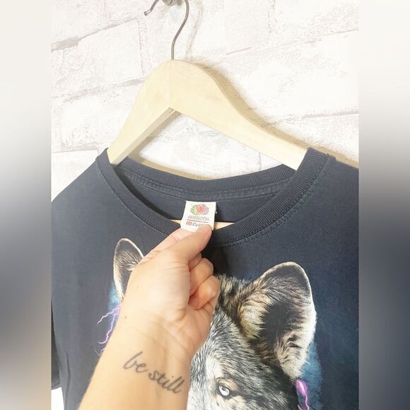 Vintage Y2K Wolf Dog Graphic Tee With Purple and Blue Lightning Short Sleeve - Picture 4 of 5